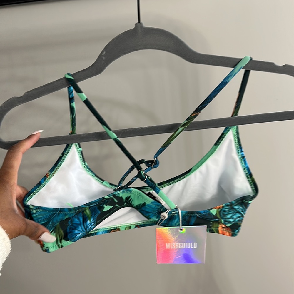 Missguided Jungle Print Cross back Ruched Bikini Swimsuit Top and Bottom Size 4 - Picture 5 of 10